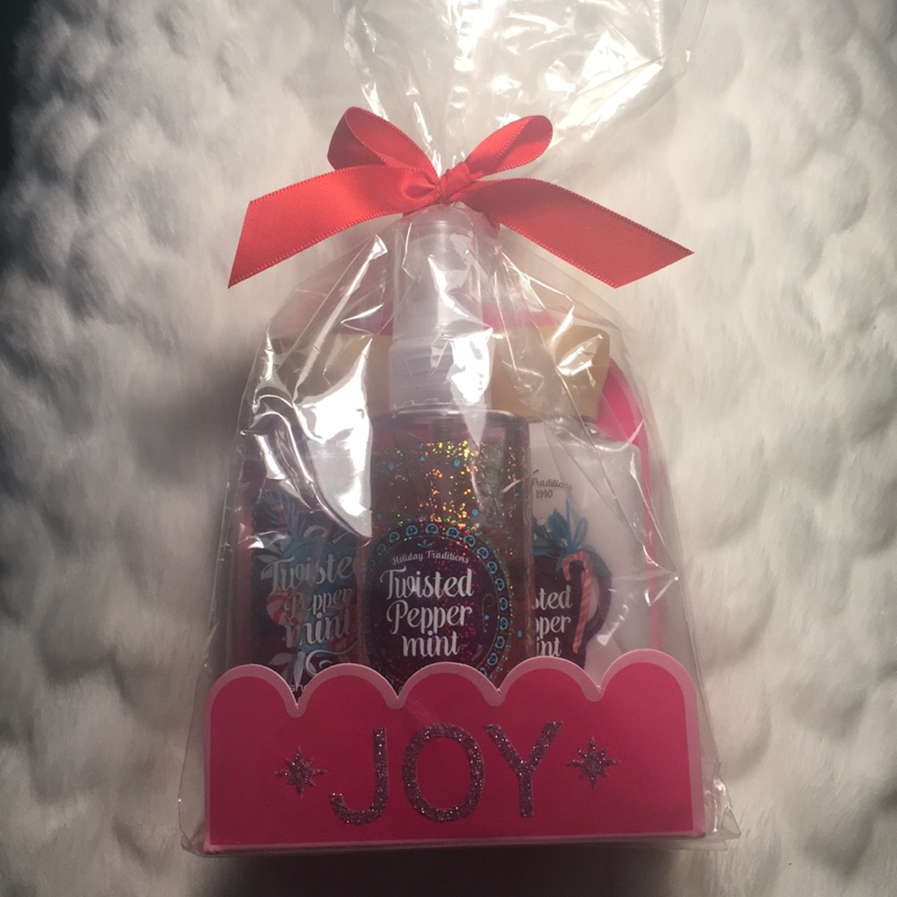 Twisted Pepper Mint Gift Set